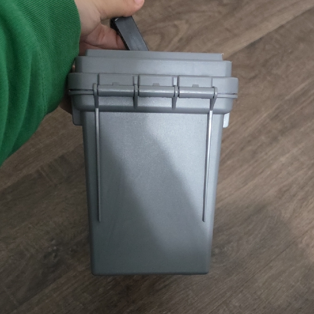 Sheffield Gray Field Box – Weather-Resistant Home Storage - Picture 4 of 7